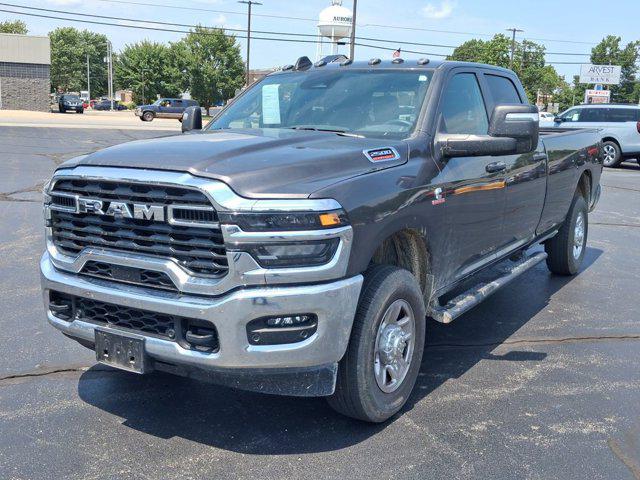 2025 Ram 2500 Tradesman Crew Cab 4x4 8 Box