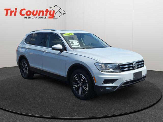 2019 Volkswagen Tiguan 2.0T SEL R-Line Black 2019 Volkswagen Tiguan 2.0T SEL R-Line Black
