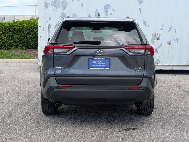 2020 Toyota RAV4 XLE