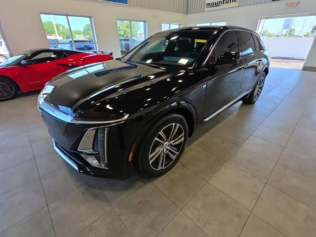 2024 Cadillac iQ Luxury w/1SD for sale in Sterling Heights, MI