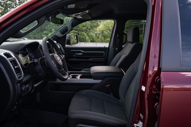 2025 Ram 1500 Big Horn Crew Cab 4x4 57 Box