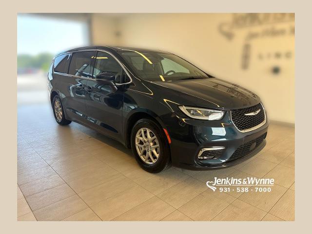 2023 Chrysler Pacifica Touring L for sale in Clarksville, TN