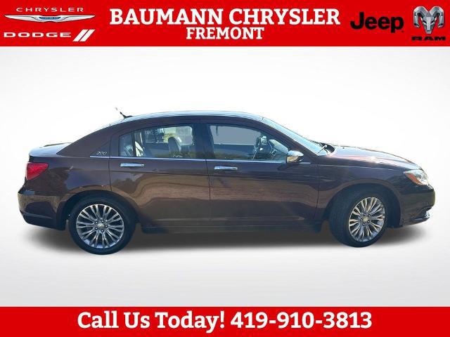 2012 Chrysler 200 Limited