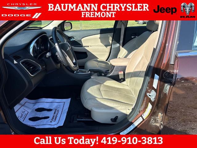 2012 Chrysler 200 Limited
