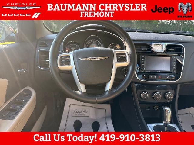 2012 Chrysler 200 Limited