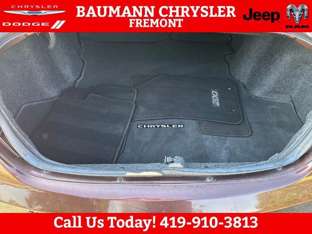 2012 Chrysler 200 Limited