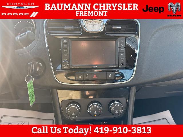 2012 Chrysler 200 Limited