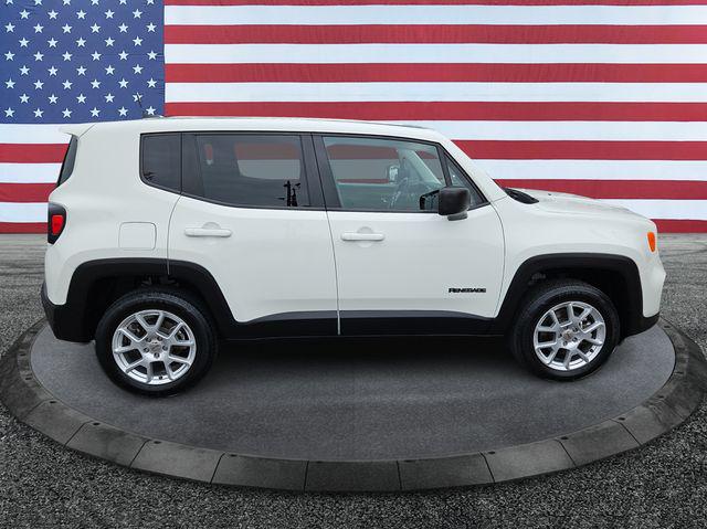 2023 Jeep Renegade Latitude 4x4 2023 Jeep Renegade Latitude 4x4