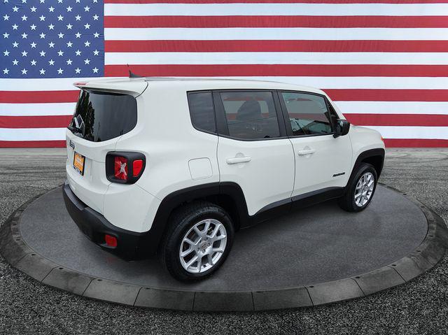 2023 Jeep Renegade Latitude 4x4 2023 Jeep Renegade Latitude 4x4