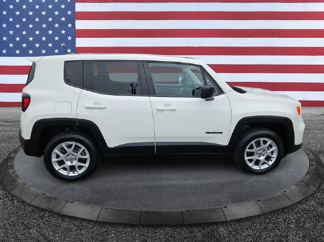 2023 Jeep Renegade Latitude 4x4 2023 Jeep Renegade Latitude 4x4