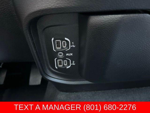 2021 Ram 1500 Big Horn Crew Cab 4x4 6'4" Box