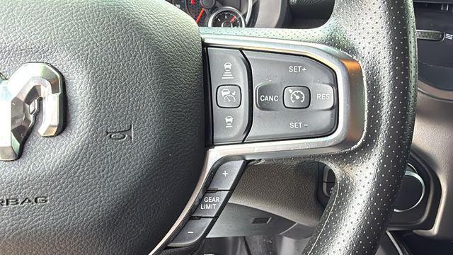 2026 Ram 1500 Express Crew Cab 4x4 57 Box