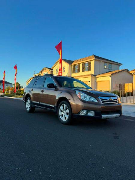 2011 Subaru Outback 2.5i Limited for sale in Sacramento, CA
