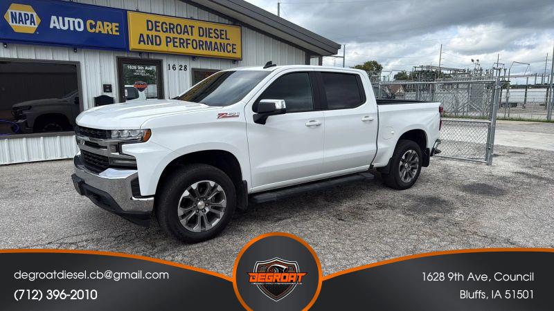 2021 Chevrolet Silverado 1500 4WD Crew Cab Short Bed LT for sale in Council Bluffs, IA