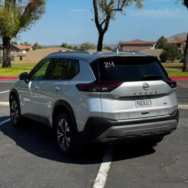 2023 Nissan Rogue SV FWD