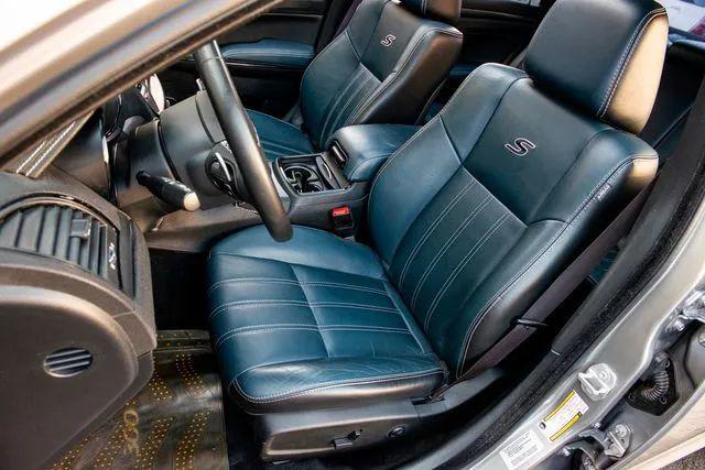 2016 Chrysler 300 300S