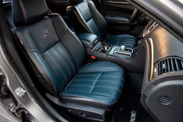 2016 Chrysler 300 300S