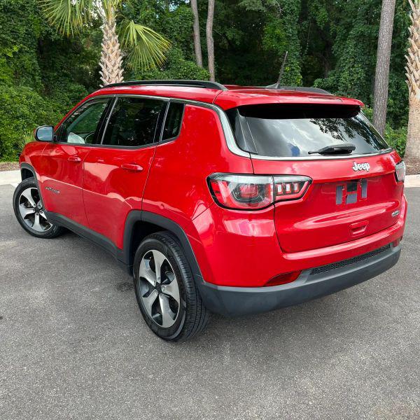 2018 Jeep Compass Latitude FWD