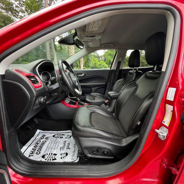 2018 Jeep Compass Latitude FWD