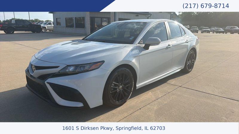 2022 Toyota Camry SE for sale in Springfield, IL