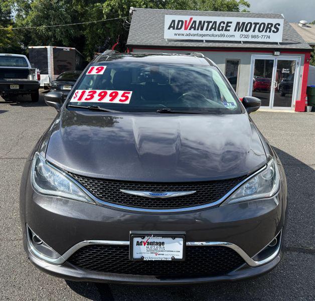 2019 Chrysler Pacifica Touring L