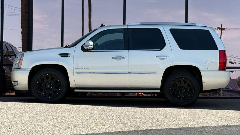 2014 Cadillac Escalade Luxury