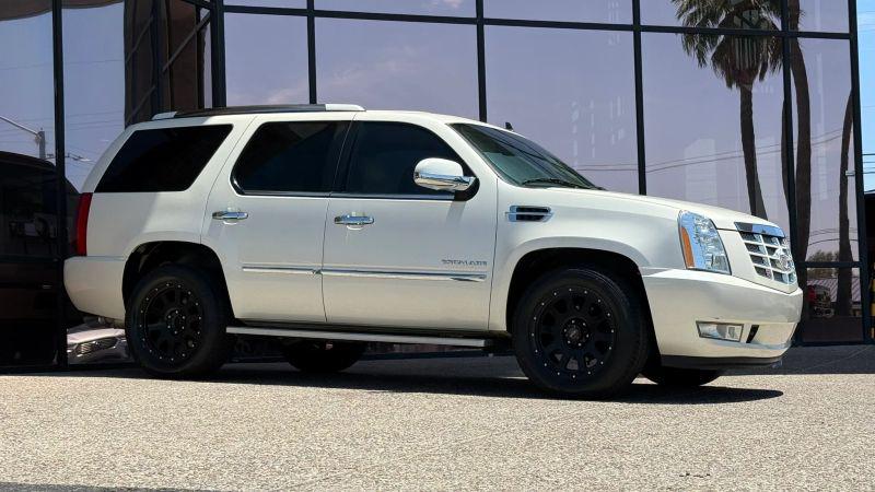 2014 Cadillac Escalade Luxury
