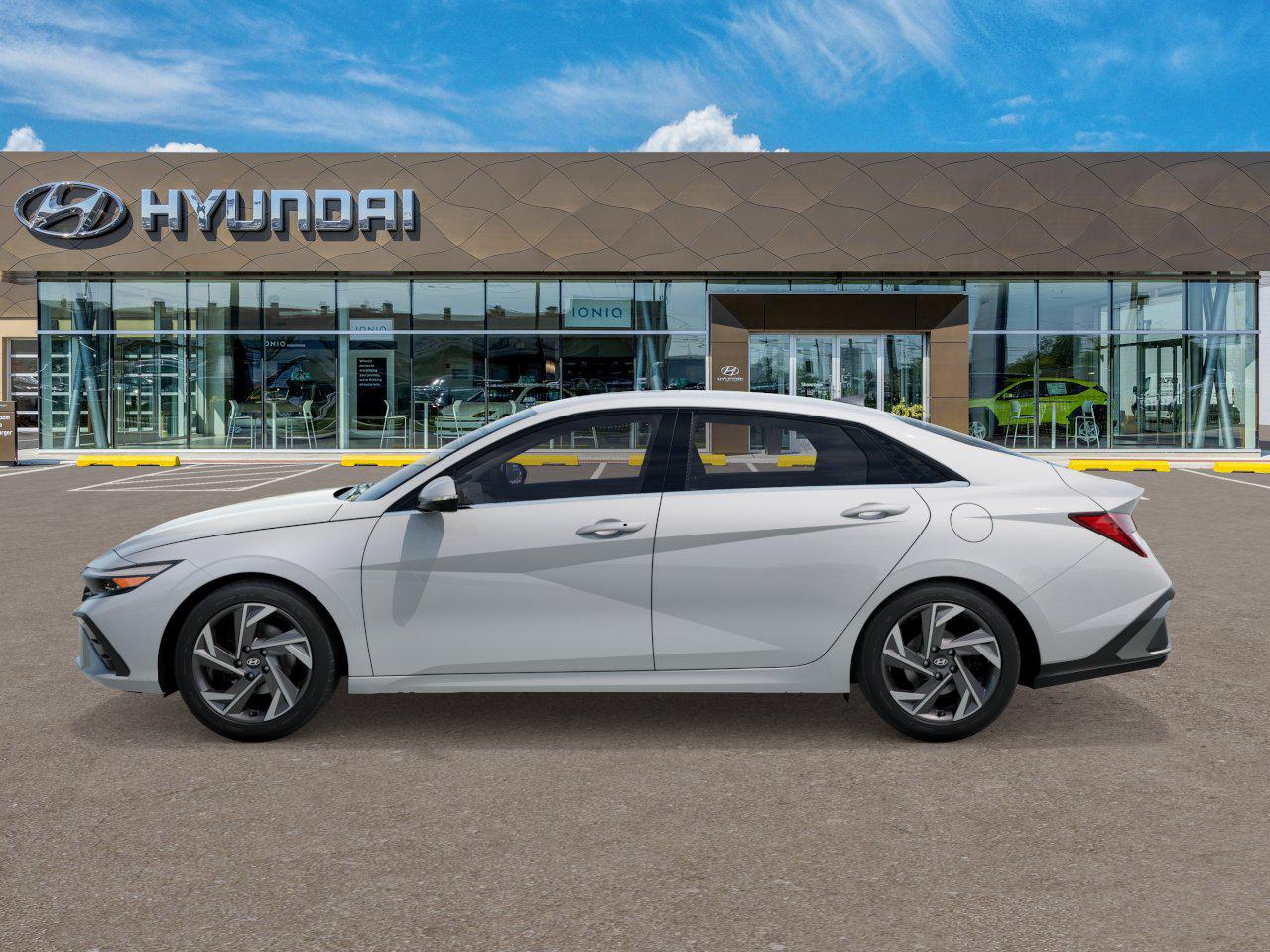 2026 Hyundai Elantra Limited photo 3