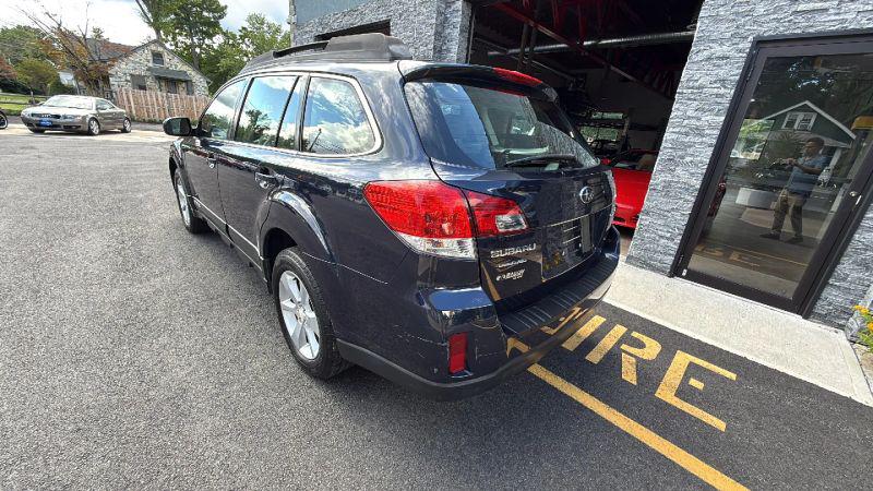 2014 Subaru Outback 2.5i
