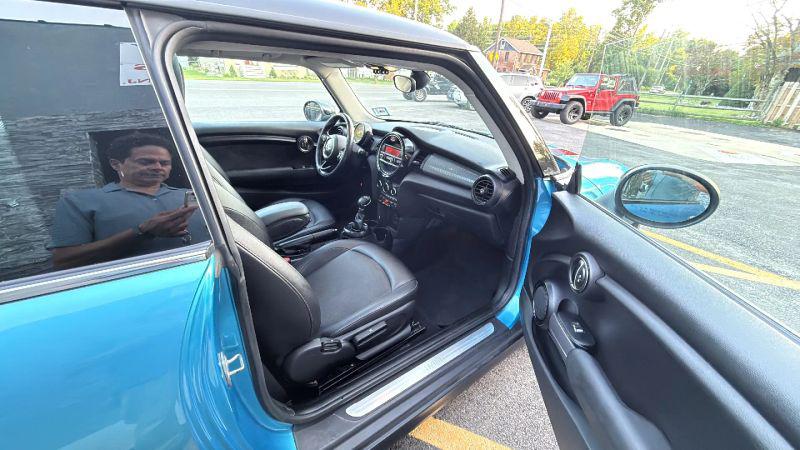 2015 MINI Hardtop Cooper