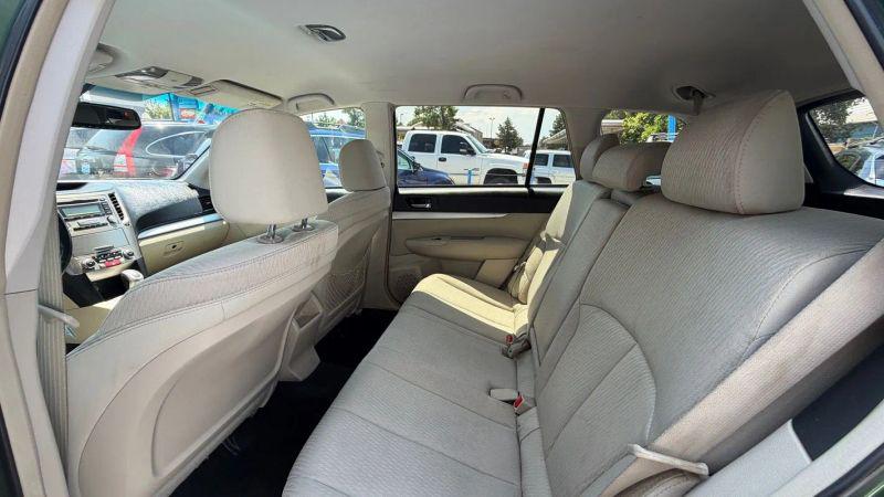 2012 Subaru Outback 2.5i Premium