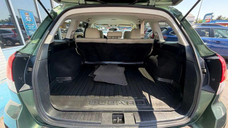 2012 Subaru Outback 2.5i Premium