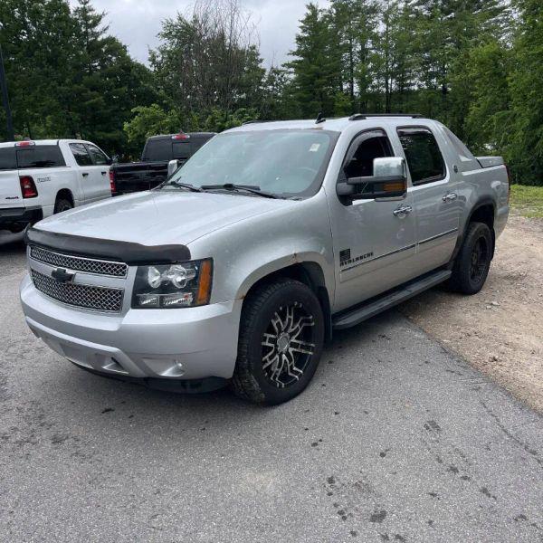 2013 Chevrolet Avalanche LTZ for sale in Linden, NJ