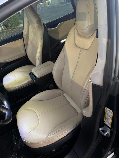 2013 Tesla Model S Base