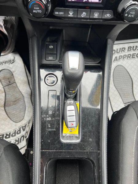 2021 Nissan Kicks SV Xtronic CVT