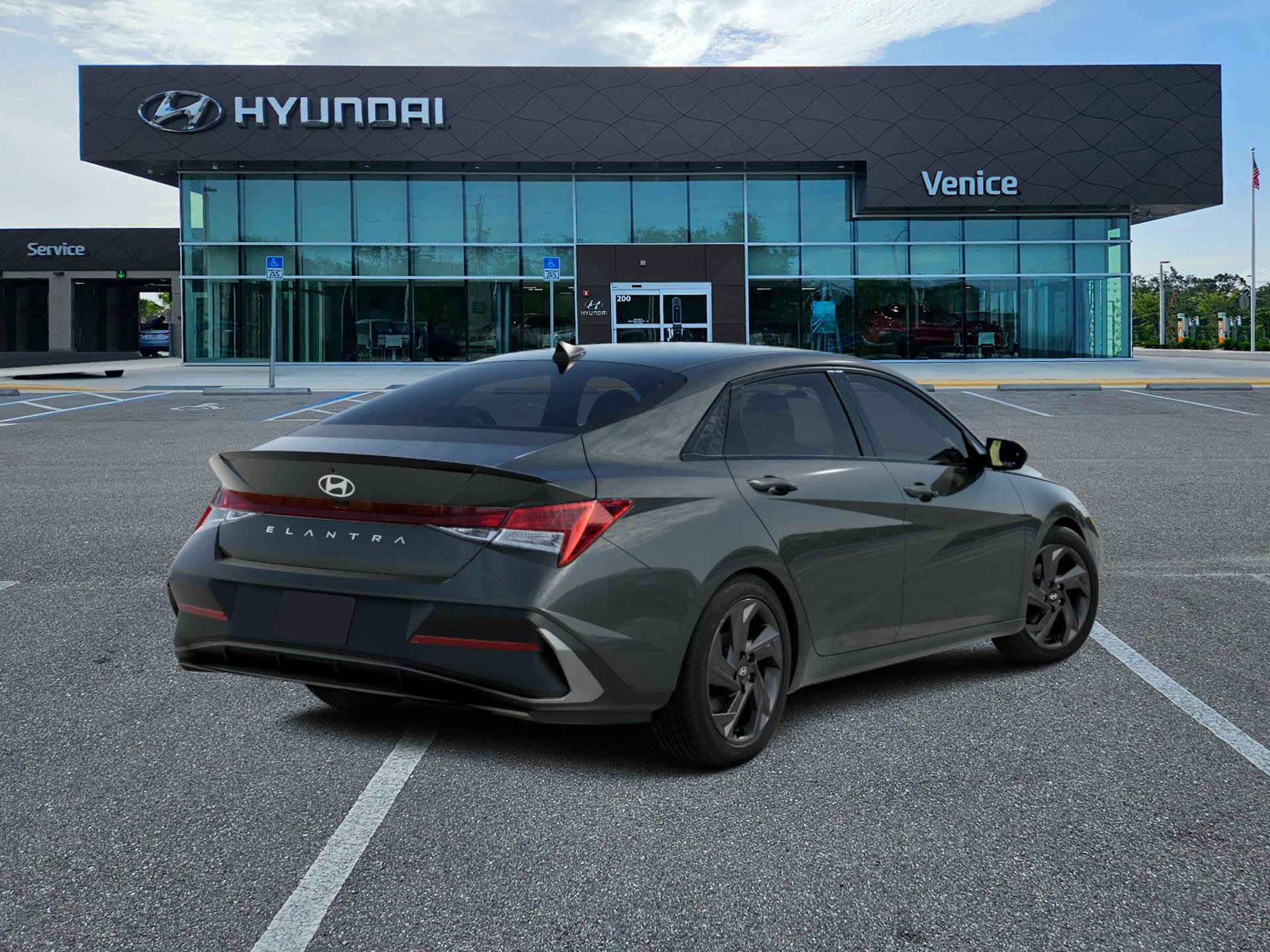 2026 Hyundai ELANTRA SEL Sport Plus - Image 5
