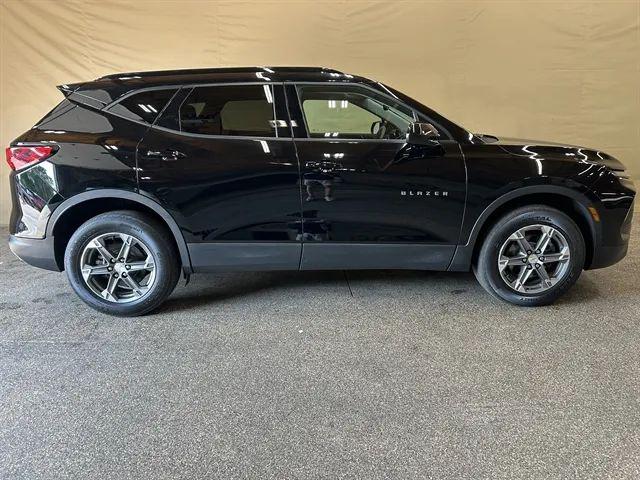 2024 Chevrolet Blazer AWD 2LT