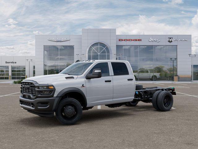 2026 RAM 5500 Chassis RAM 5500 TRADESMAN CHASSIS CREW CAB 4X4 60 CA