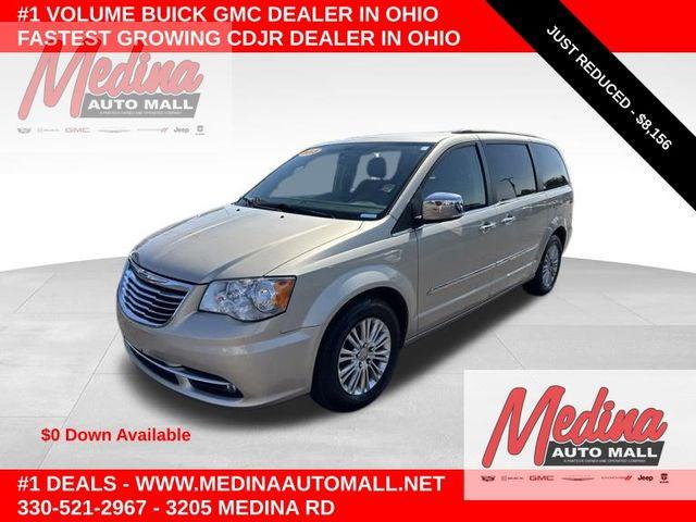 2015 Chrysler Town & Country Touring-L for sale in Medina, OH