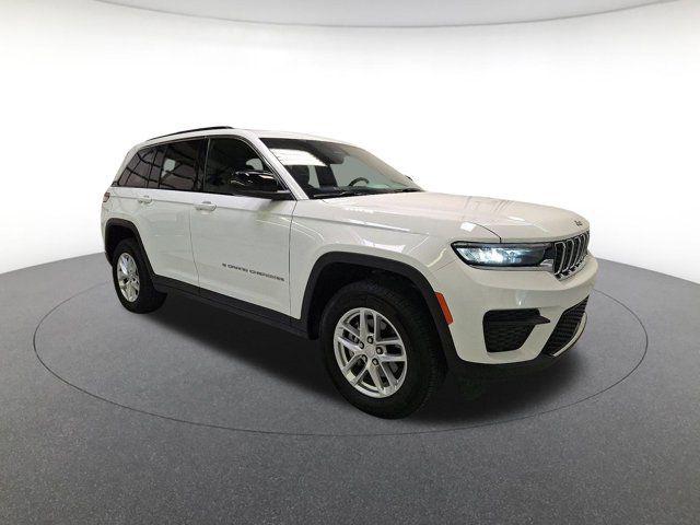 2025 Jeep Grand Cherokee Laredo X 4x4 2025 Jeep Grand Cherokee Laredo X 4x4