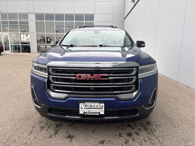 2023 GMC Acadia AWD AT4