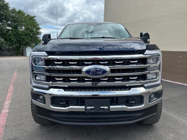 2025 Ford F-350 LARIAT