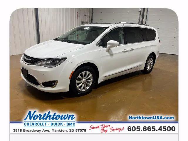 2018 Chrysler Pacifica Touring L Plus for sale in Yankton, SD