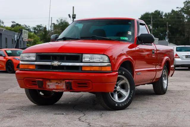 2000 Chevrolet S-10 LS for sale in Orlando, FL