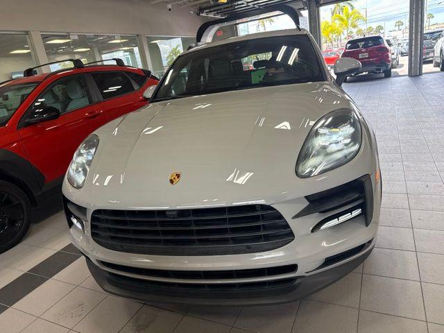 2021 Porsche Macan Base