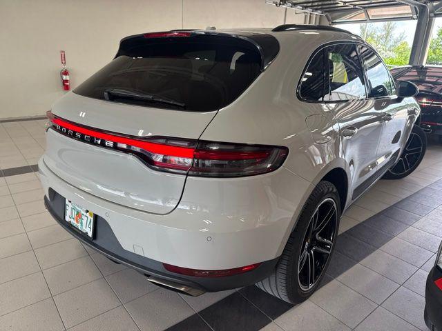 2021 Porsche Macan Base