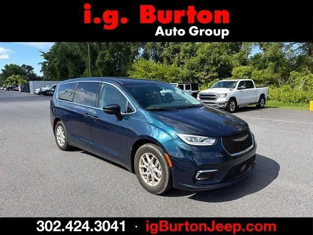 2023 Chrysler Pacifica Touring L for sale in Milford, DE