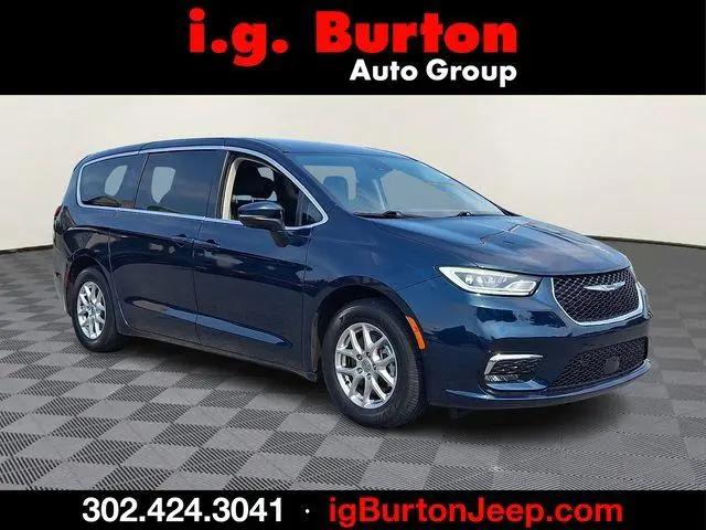2023 Chrysler Pacifica Touring L for sale in Milford, DE