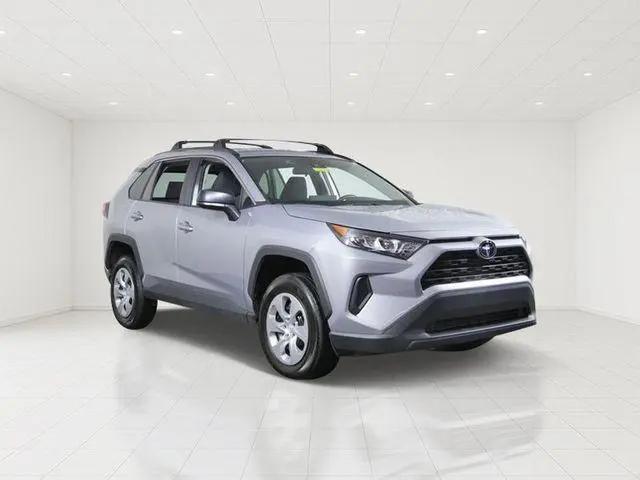 2021 Toyota RAV4 LE for sale in Shakopee, MN