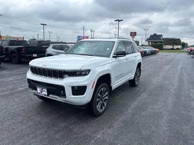 2025 Jeep Grand Cherokee Overland 4x4 for sale in Davenport, IA